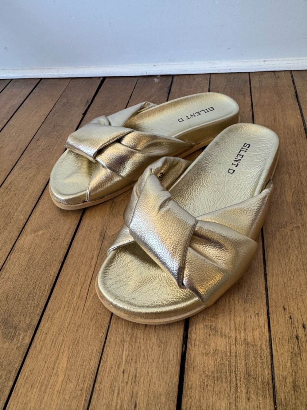 Anthropologie Silent D Gold Herron Knotted Slides 36 / 6 - Picture 6 of 9